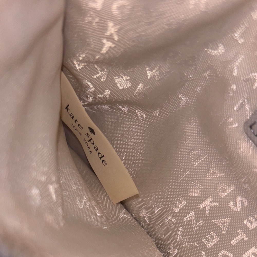 Kate Spade Shell Wristlet - Picture 8 of 8